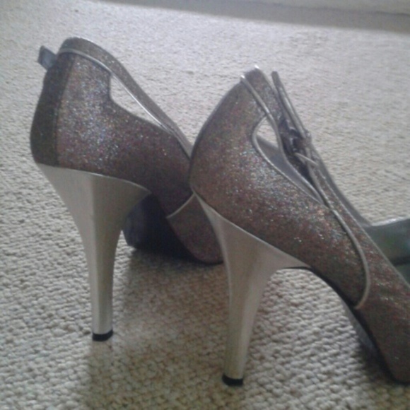 Guess Silver - Sparkly shoes/stilettos - Picture 4 of 4